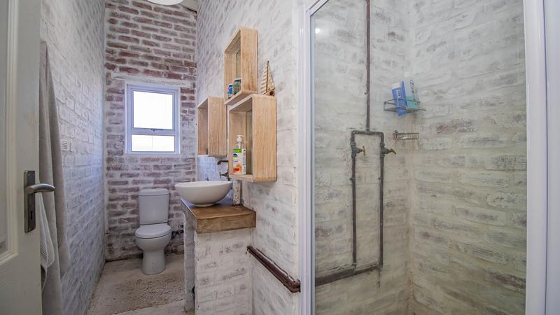 4 Bedroom Property for Sale in Jongensfontein Western Cape
